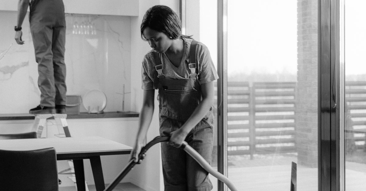 How to Review Commercial Cleaning Service Portfolios Effectively