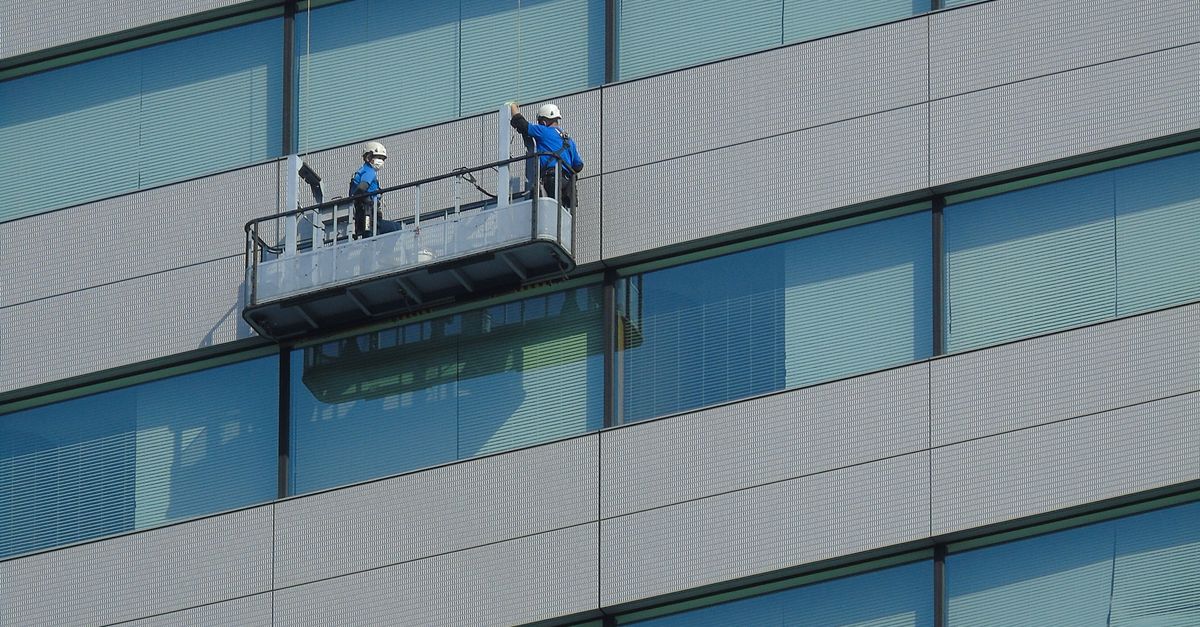 Top Cleaning Products Every Office Should Use